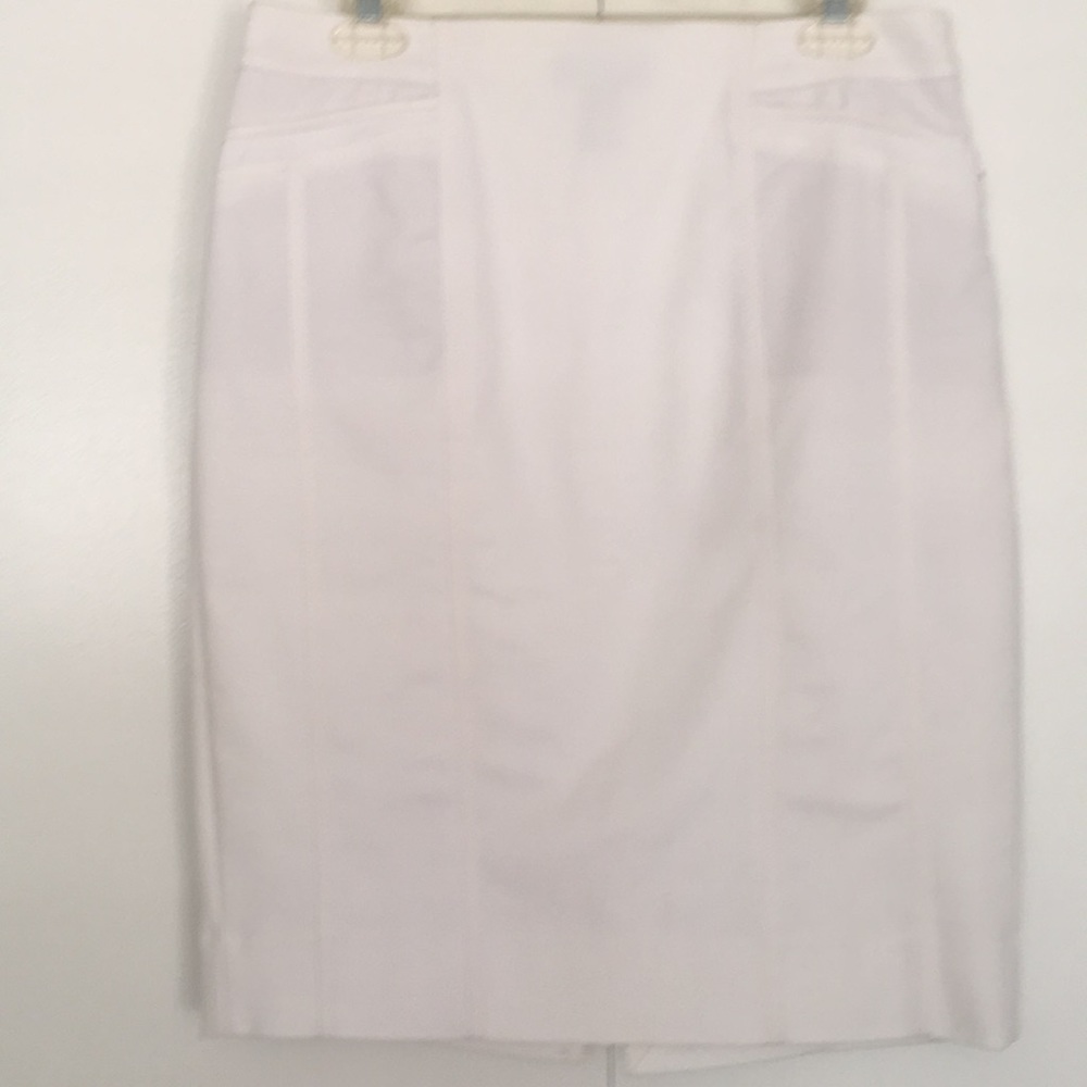 Whitehouse black market pencil  Skirt nwot size 8